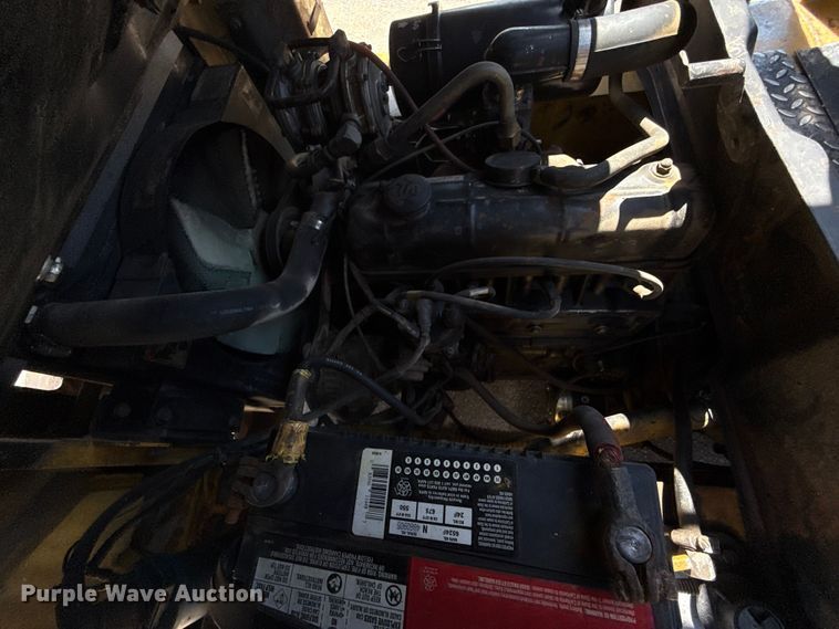 image for item NK9222 Hyster S40XL forklift