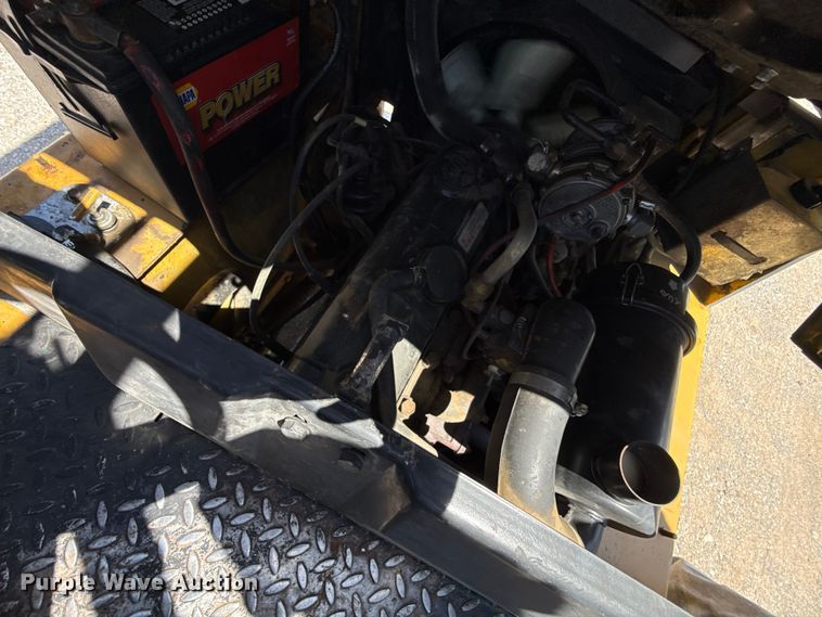 image for item NK9222 Hyster S40XL forklift