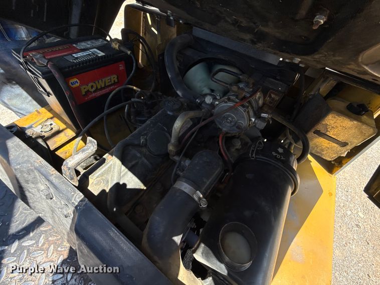 image for item NK9222 Hyster S40XL forklift