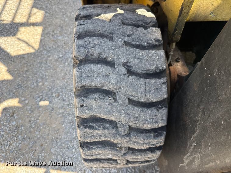 image for item NK9222 Hyster S40XL forklift