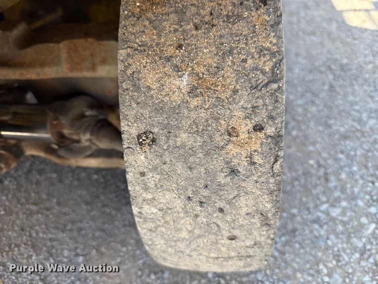 image for item NK9222 Hyster S40XL forklift