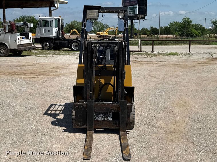 image for item NK9223 Hyster S40XL forklift
