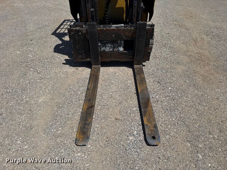 image for item NK9223 Hyster S40XL forklift