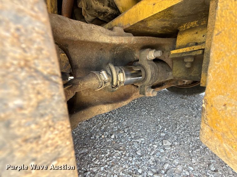 image for item NK9223 Hyster S40XL forklift