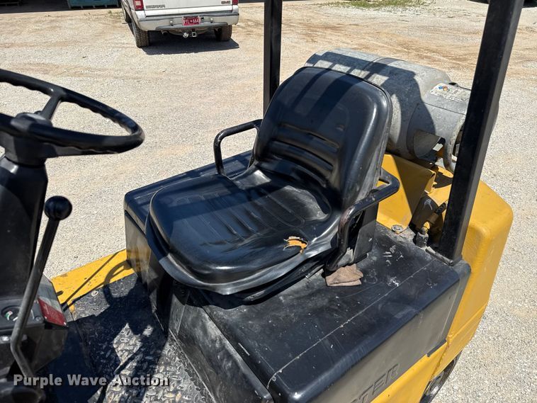 image for item NK9223 Hyster S40XL forklift