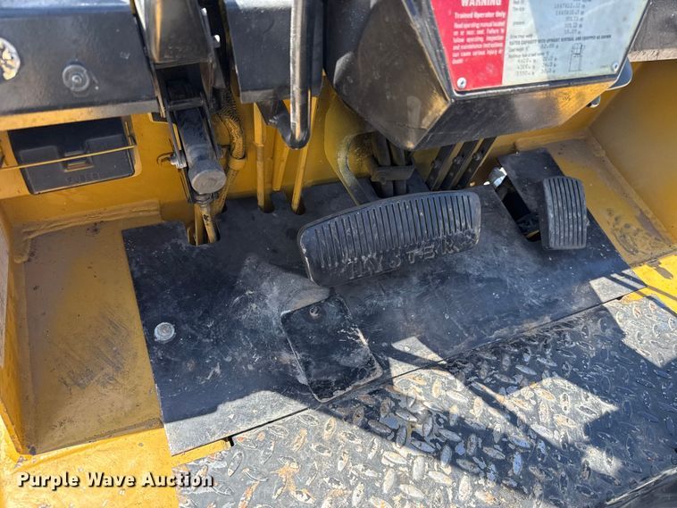 image for item NK9223 Hyster S40XL forklift