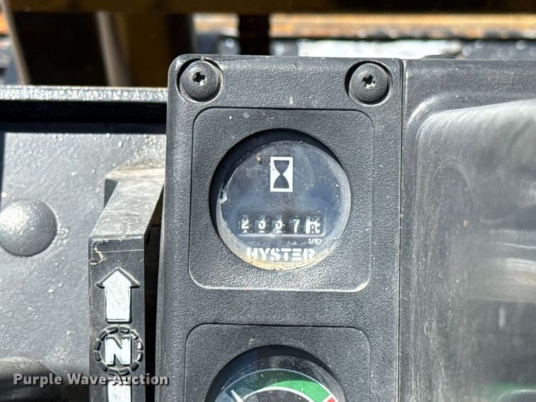 image for item NK9223 Hyster S40XL forklift