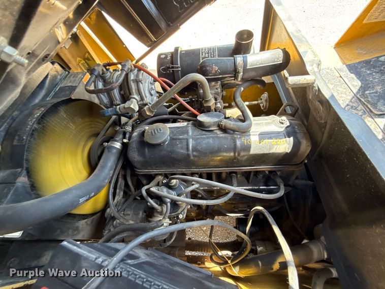 image for item NK9223 Hyster S40XL forklift