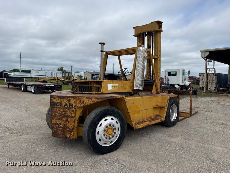 image for item NK9224 Caterpillar V225 forklift