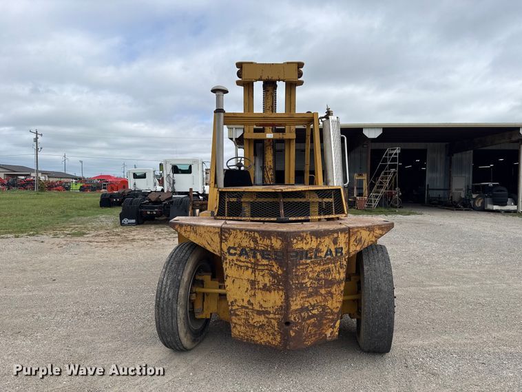image for item NK9224 Caterpillar V225 forklift