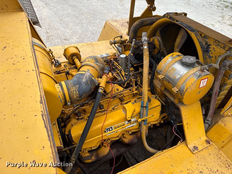 image for item NK9224 Caterpillar V225 forklift
