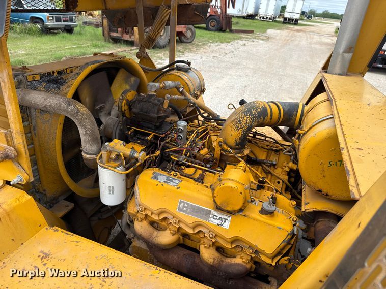 image for item NK9224 Caterpillar V225 forklift