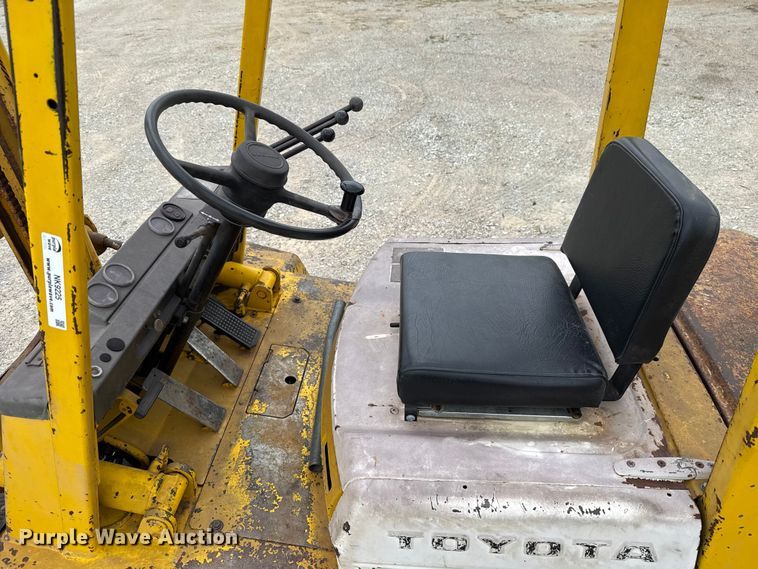 image for item NK9225 Toyota 42-3FG25 forklift