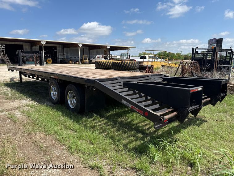 image for item NK9226 1995 National Trailer Mfg. equipment trailer