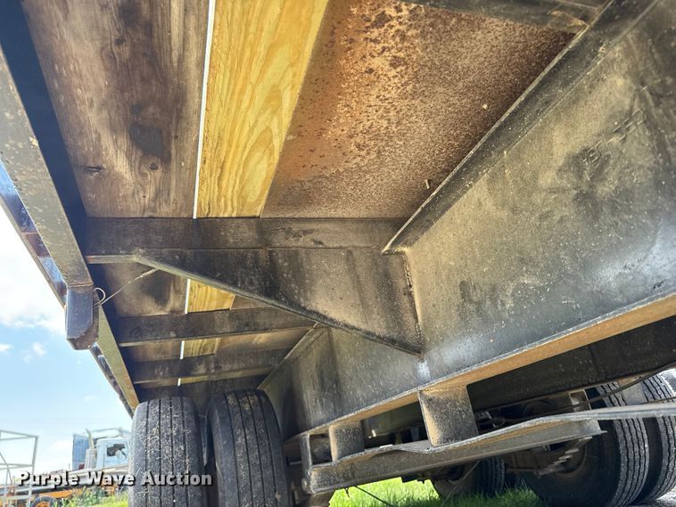 image for item NK9226 1995 National Trailer Mfg. equipment trailer