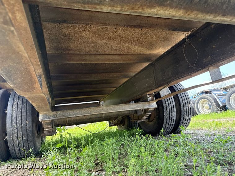 image for item NK9226 1995 National Trailer Mfg. equipment trailer