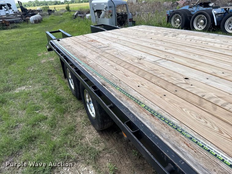 image for item NK9226 1995 National Trailer Mfg. equipment trailer