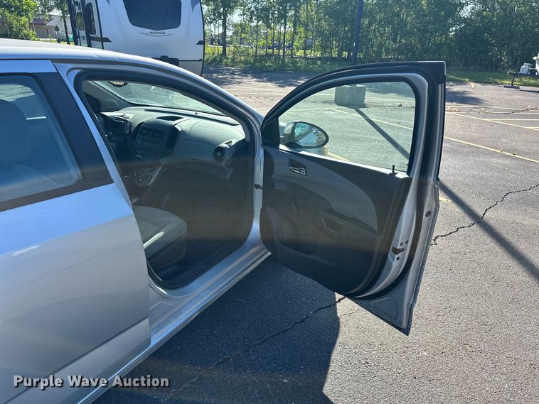 image for item OJ9949 2013 Chevrolet Sonic 