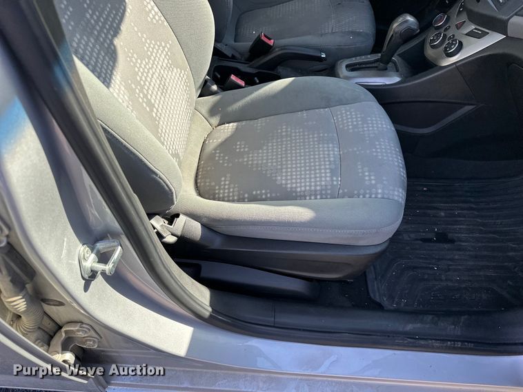 image for item OJ9949 2013 Chevrolet Sonic 