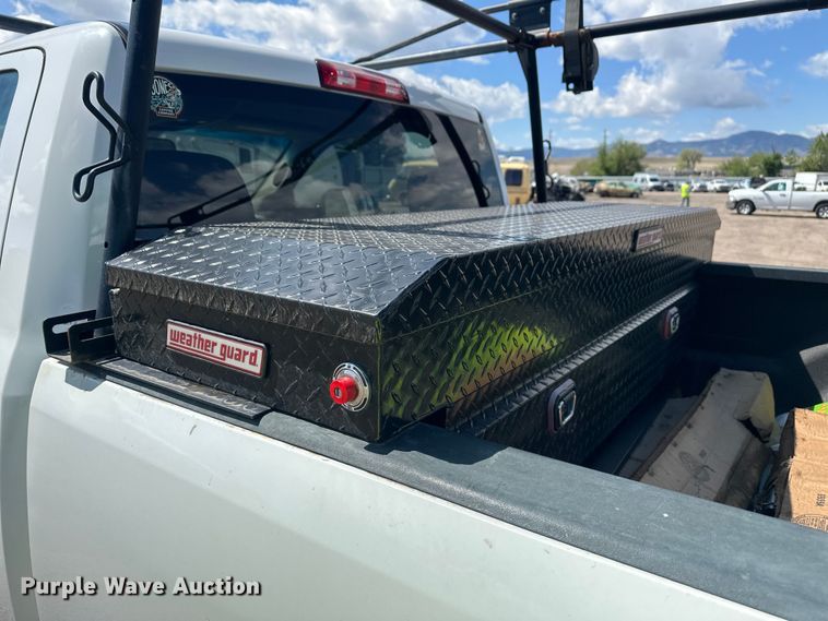 image for item YA2111 2018 RAM 1500 pickup truck