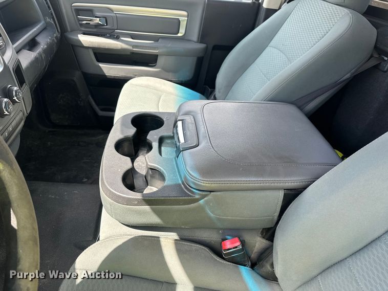 image for item YA2111 2018 RAM 1500 pickup truck