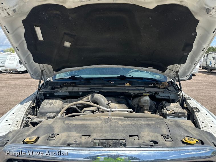 image for item YA2111 2018 RAM 1500 pickup truck