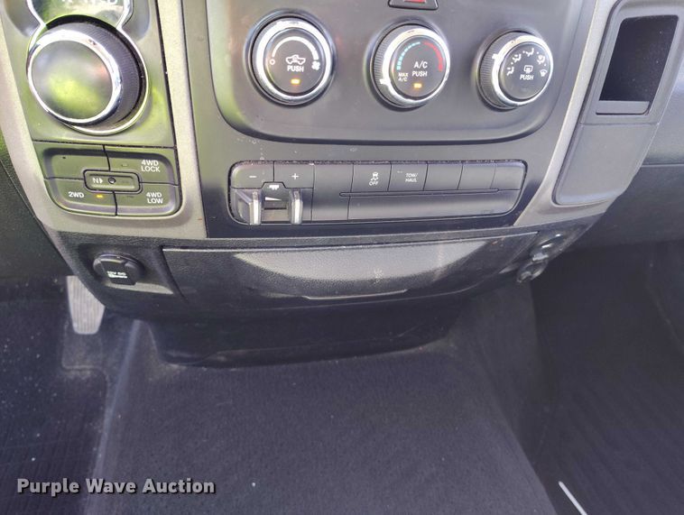 image for item YA2113 2016 RAM 1500 pickup truck