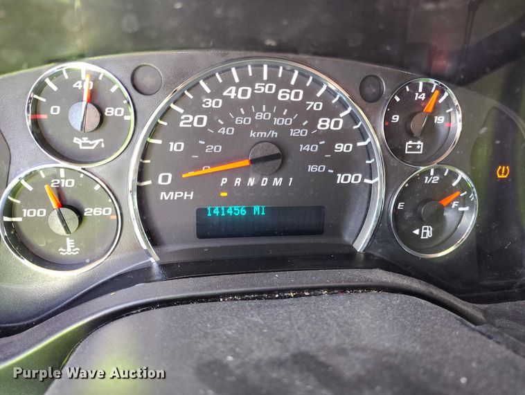 image for item YA2114 2018 GMC Savana G2500 van