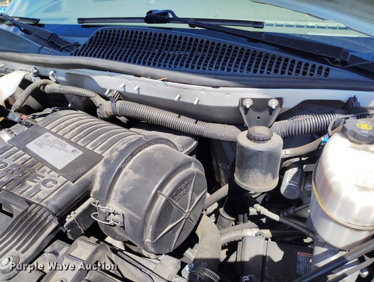 image for item YA2114 2018 GMC Savana G2500 van