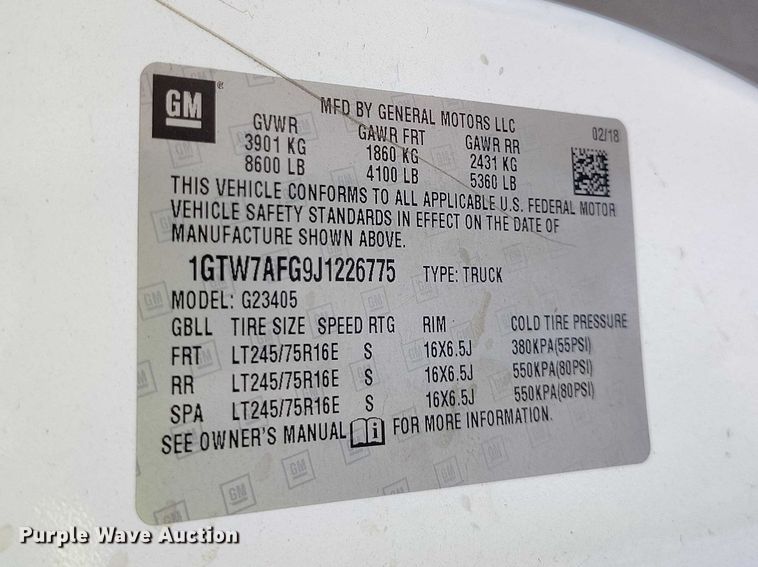 image for item YA2114 2018 GMC Savana G2500 van