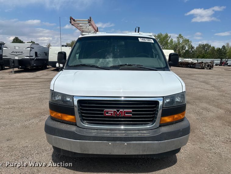 image for item YA2115 2018 GMC Savana G2500 van
