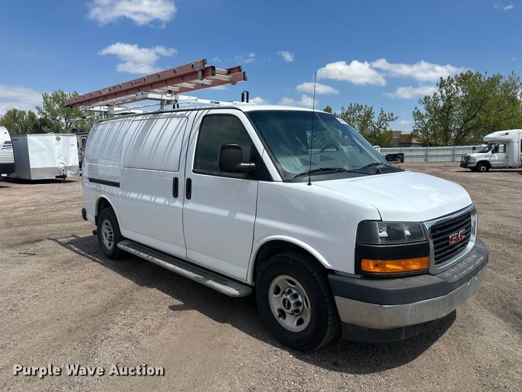 image for item YA2115 2018 GMC Savana G2500 van