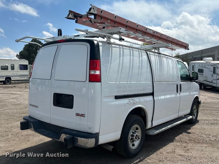 image for item YA2115 2018 GMC Savana G2500 van
