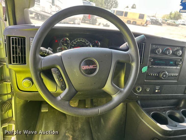 image for item YA2115 2018 GMC Savana G2500 van
