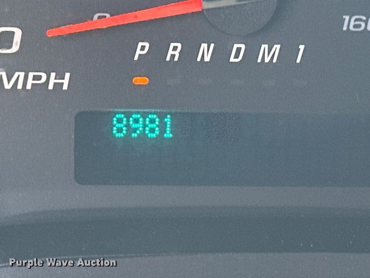 image for item YA2115 2018 GMC Savana G2500 van