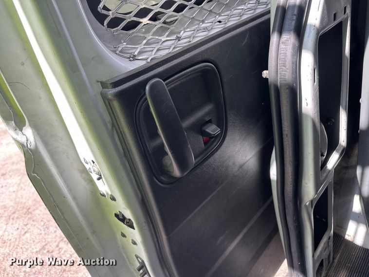 image for item YA2115 2018 GMC Savana G2500 van