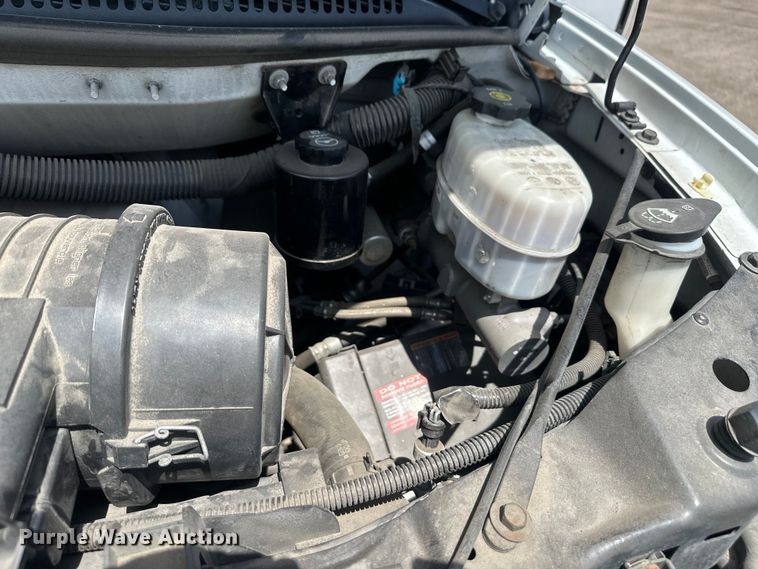 image for item YA2115 2018 GMC Savana G2500 van