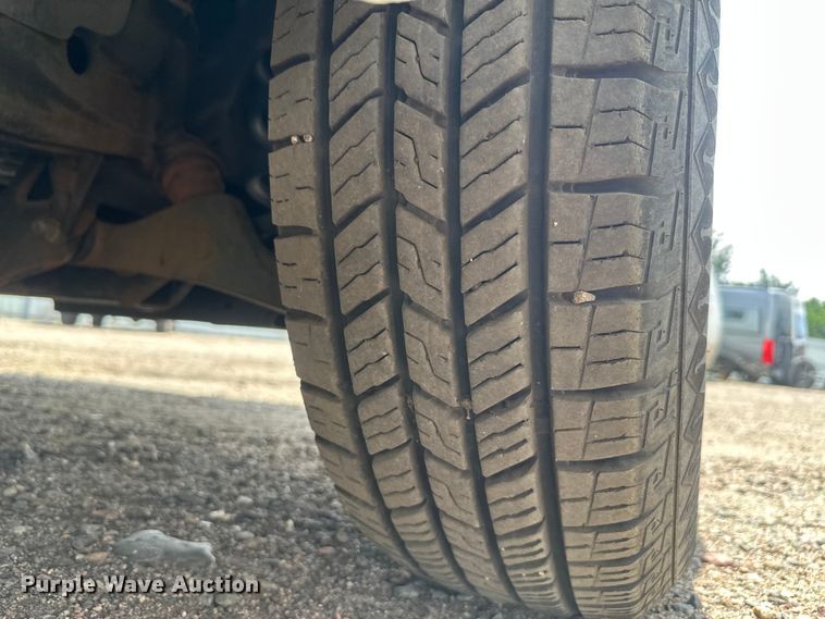 image for item YA2115 2018 GMC Savana G2500 van