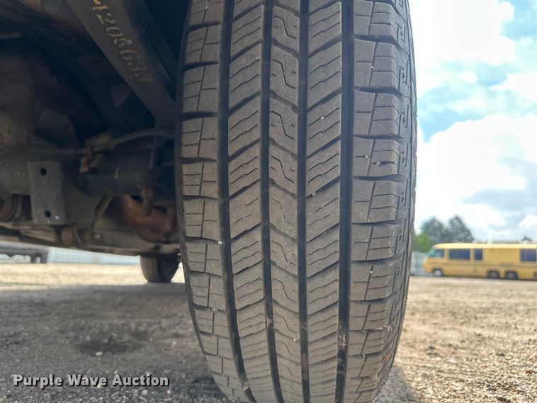 image for item YA2115 2018 GMC Savana G2500 van