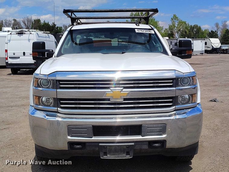 image for item YA3008 2016 Chevrolet Silverado 2500HD utility bed pickup truck