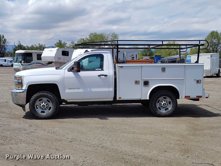 image for item YA3008 2016 Chevrolet Silverado 2500HD utility bed pickup truck