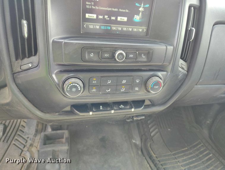image for item YA3008 2016 Chevrolet Silverado 2500HD utility bed pickup truck
