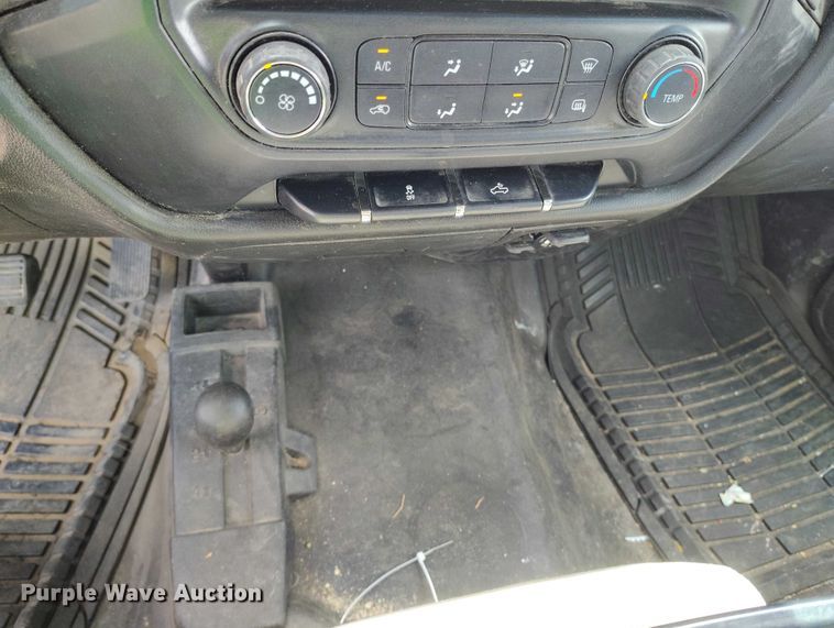image for item YA3008 2016 Chevrolet Silverado 2500HD utility bed pickup truck