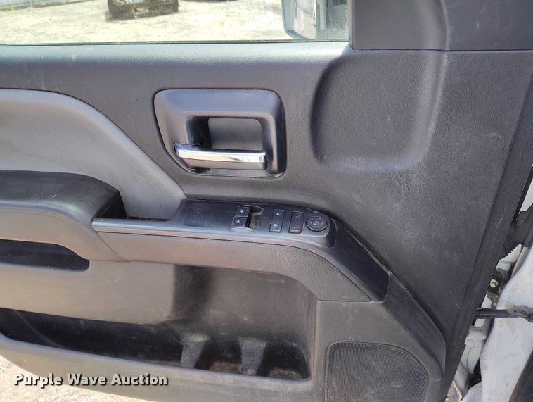 image for item YA3008 2016 Chevrolet Silverado 2500HD utility bed pickup truck