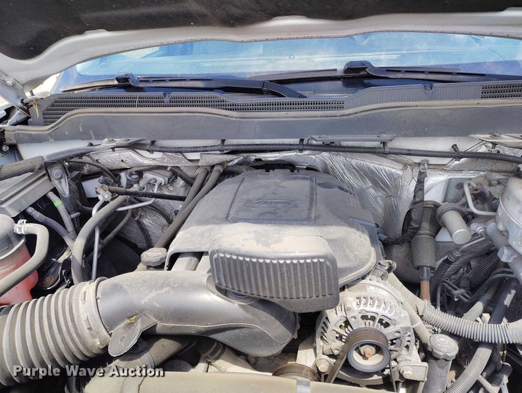 image for item YA3008 2016 Chevrolet Silverado 2500HD utility bed pickup truck