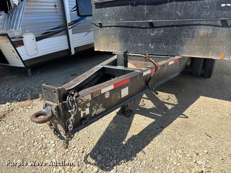 image for item YA3041 2003 Neal dump trailer
