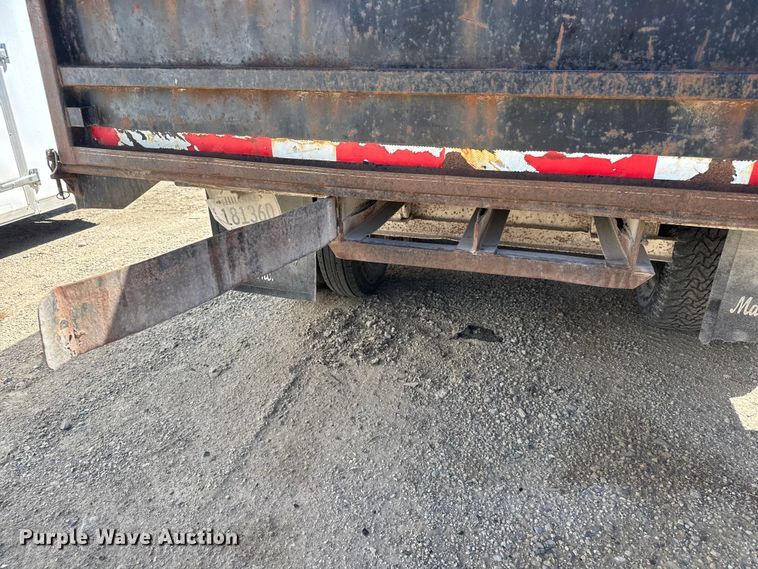 image for item YA3041 2003 Neal dump trailer