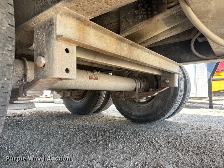 image for item YA3041 2003 Neal dump trailer