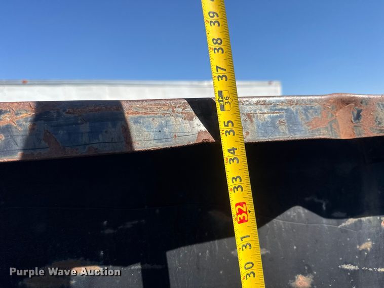 image for item YA3041 2003 Neal dump trailer