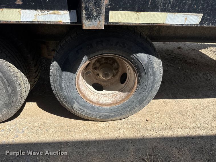 image for item YA3041 2003 Neal dump trailer